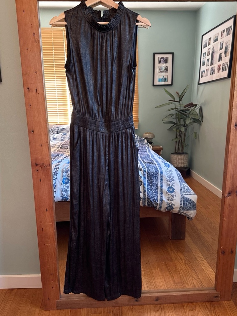 Sleeveless Metallic Black Romper